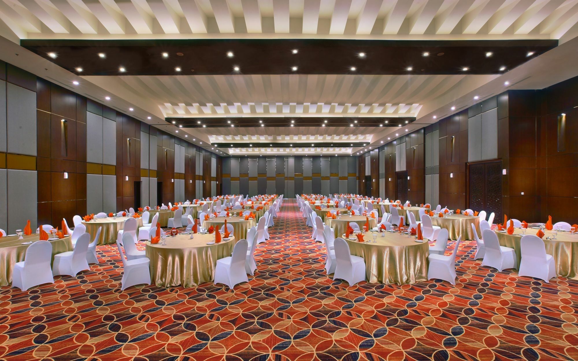 The Alana Hotel & Convention Center Solo By Aston מראה חיצוני תמונה