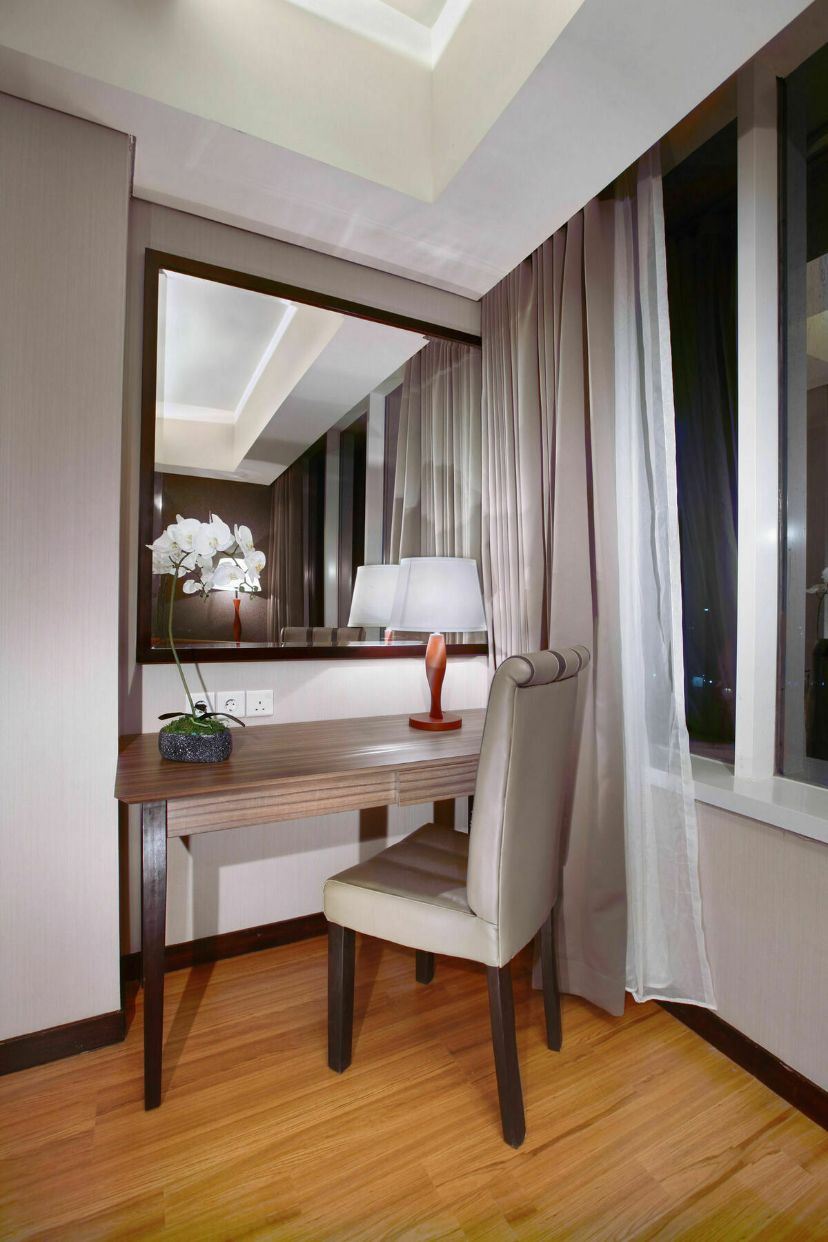 The Alana Hotel & Convention Center Solo By Aston מראה חיצוני תמונה